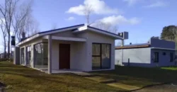 Casa SUSTENTABLE de 4 Ambientes en Costa del Este ¡¡Apto Credito!!