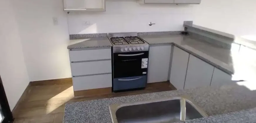 Casa SUSTENTABLE de 4 Ambientes en Costa del Este ¡¡Apto Credito!!