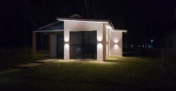 Casa SUSTENTABLE de 4 Ambientes en Costa del Este ¡¡Apto Credito!!
