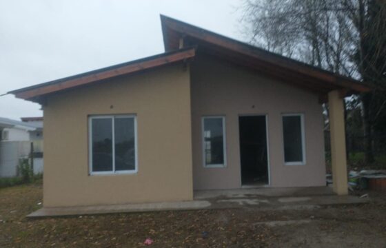 Casa de 4 ambientes Estrenar en Mar del Tuyu ¡¡APTO CREDITO!!