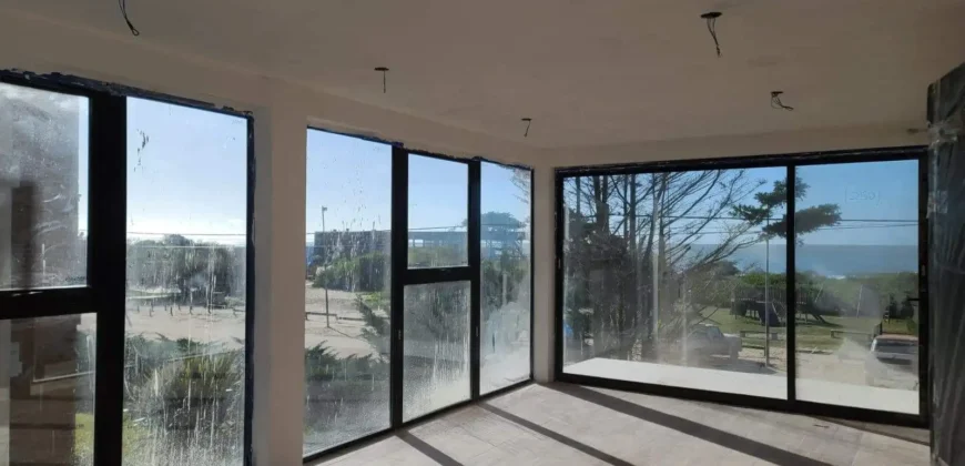 Venta de Departamento de 4 Ambiente Frente al Mar en Costa del Este ¡¡Ultima Disponible!!!