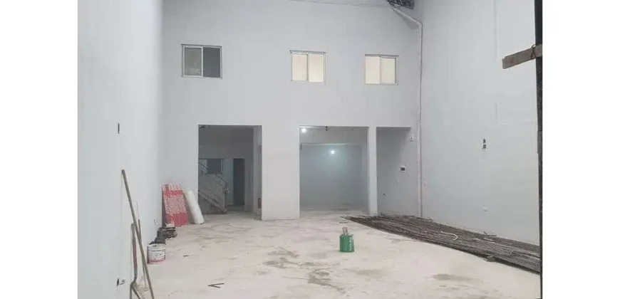 Venta de Galpon/Deposito en Parque Patricios