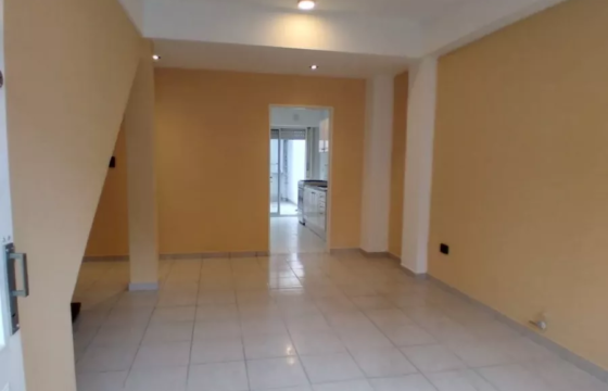 Venta de PH de 2 Ambientes con Patio en Almagro