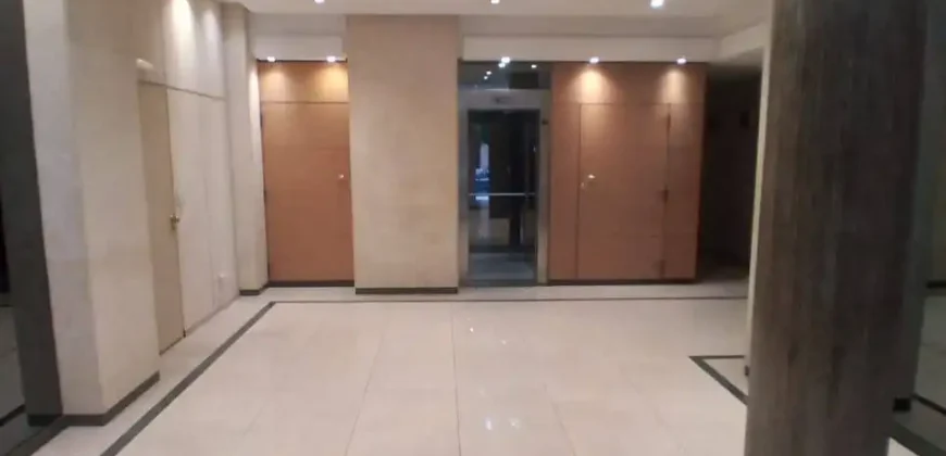 Venta de Departamento de 4 Ambientes con Cochera en Caballito