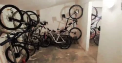 Venta de Departamento de 4 Ambientes con Cochera en Caballito