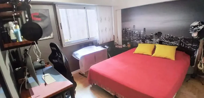 Venta de Departamento de 4 Ambientes con Cochera en Caballito