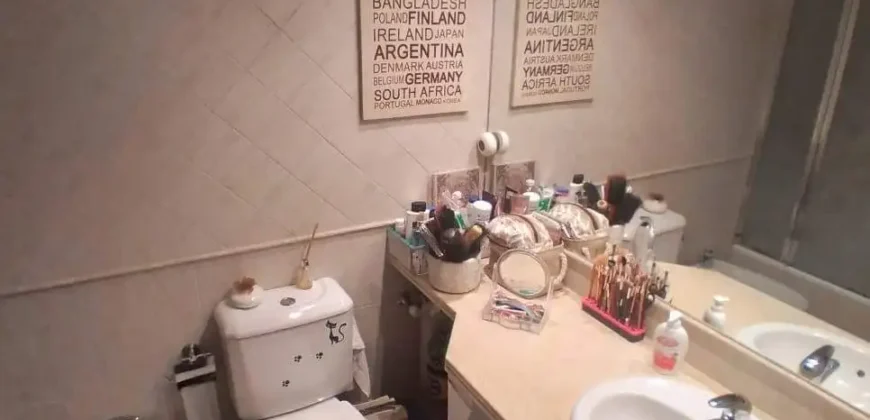 Venta de Departamento de 4 Ambientes con Cochera en Caballito