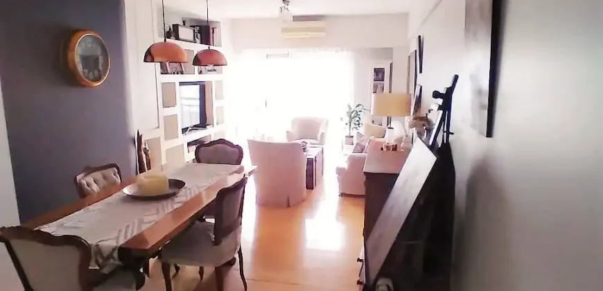 Venta de Departamento de 4 Ambientes con Cochera en Caballito