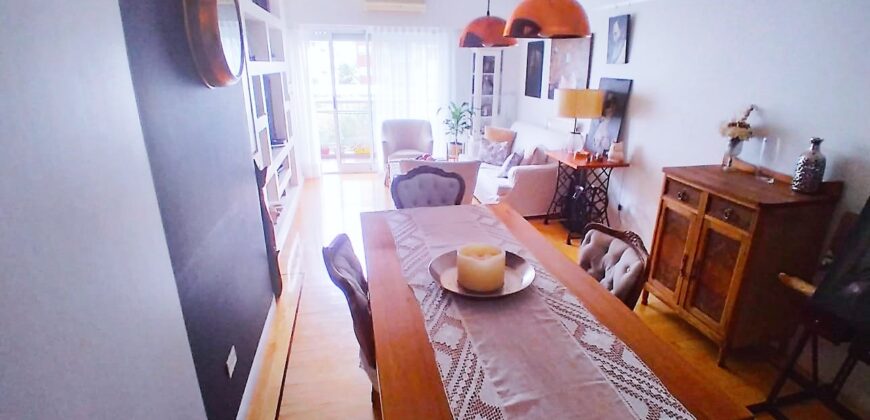Venta de Departamento de 4 Ambientes con Cochera en Caballito