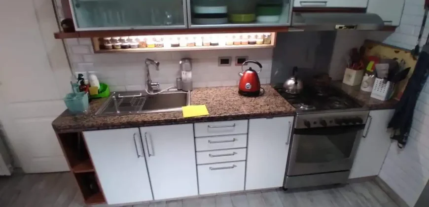 Venta de Departamento de 4 Ambientes con Cochera en Caballito