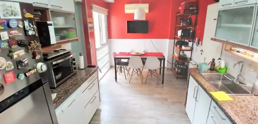 Venta de Departamento de 4 Ambientes con Cochera en Caballito