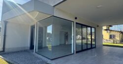 Casa De 4 Ambientes Con Parrilla En Costa Del Este Partido De La Costa