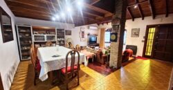 Casa De 5 Ambientes Con Cochera, Patio, Pileta Y Quincho En Sarandi