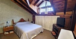 Casa De 5 Ambientes Con Cochera, Patio, Pileta Y Quincho En Sarandi