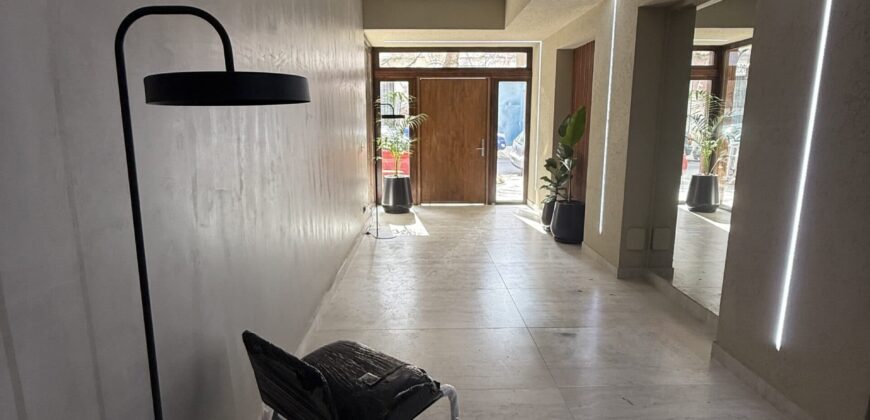 Departamento de 3 Ambientes con balcon, parrilla y cochera en Almagro