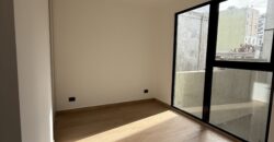 Departamento de 3 Ambientes con balcon, parrilla y cochera en Almagro