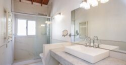 Ph estilo casa de 4 ambientes con jardin con piscina y parrilla en Almagro