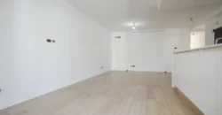 Departamento De 5 Ambientes Con Cochera, Balcon Y Parrilla En Caballito