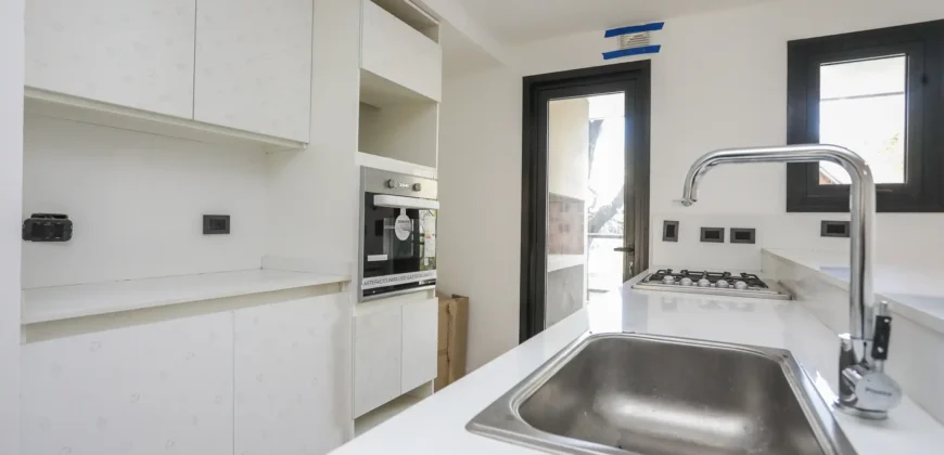 Departamento De 5 Ambientes Con Cochera, Balcon Y Parrilla En Caballito