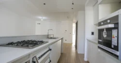 Departamento De 5 Ambientes Con Cochera, Balcon Y Parrilla En Caballito
