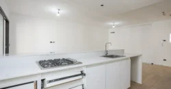 Departamento De 5 Ambientes Con Cochera, Balcon Y Parrilla En Caballito