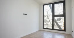Departamento De 5 Ambientes Con Cochera, Balcon Y Parrilla En Caballito
