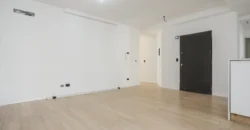 Departamento De 5 Ambientes Con Cochera, Balcon Y Parrilla En Caballito