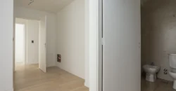 Departamento De 5 Ambientes Con Cochera, Balcon Y Parrilla En Caballito