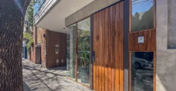 Departamento De 5 Ambientes Con Cochera, Balcon Y Parrilla En Caballito
