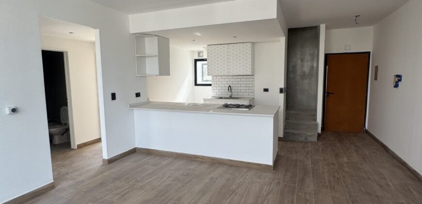Departamento de 3 Ambientes en Duplex con Quincho, terraza y cochera en Almagro