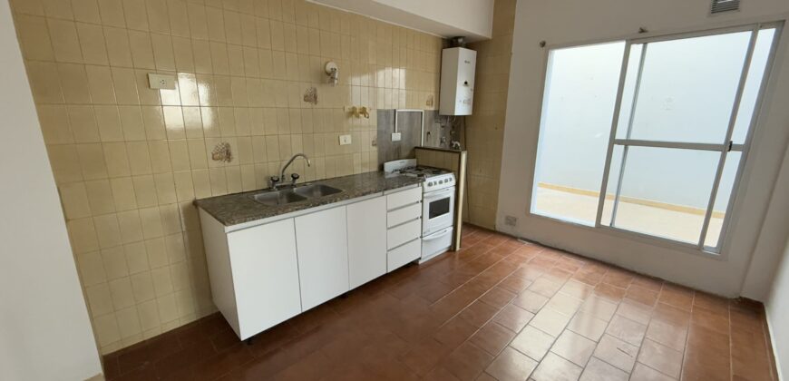 venta de Ph de 3 ambientes con cochera en La Plata