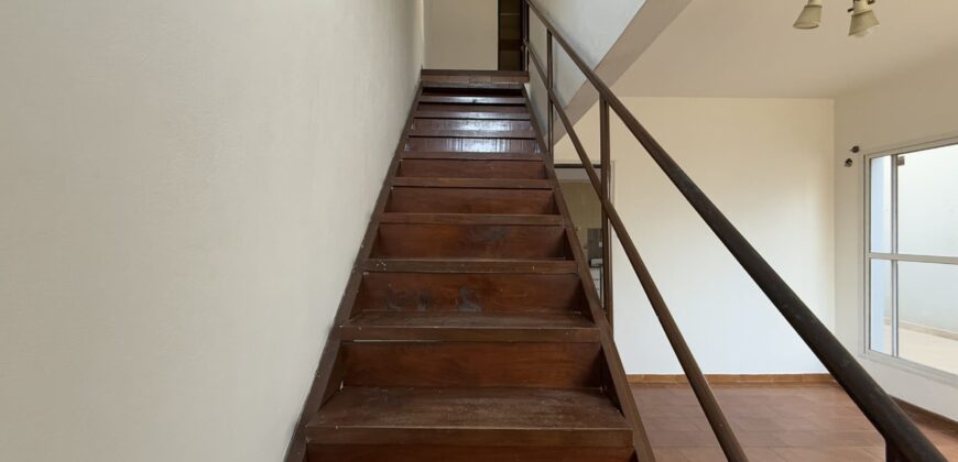 venta de Ph de 3 ambientes con cochera en La Plata