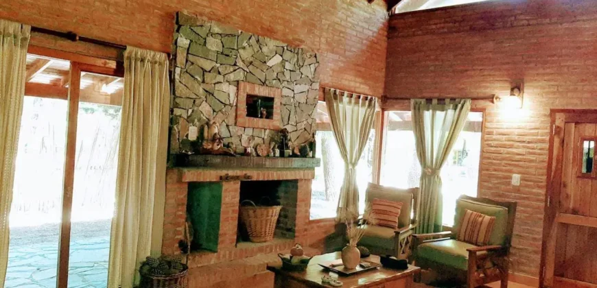 Chalet de 4 ambientes a 3 cuadras de la playa en Costa del Este