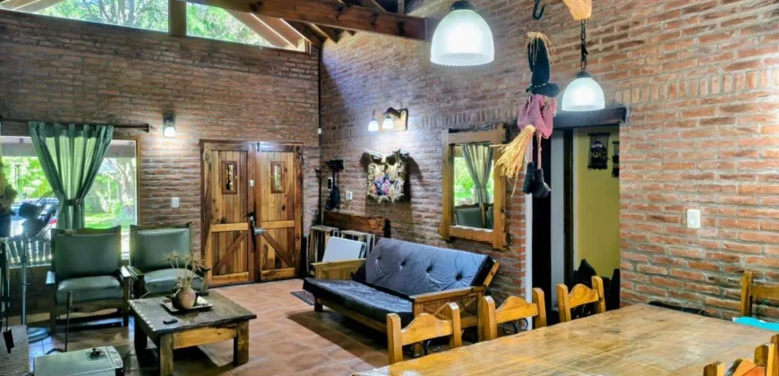 Chalet de 4 ambientes a 3 cuadras de la playa en Costa del Este