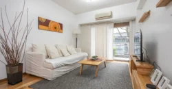 Departamento de 4 ambientes con dependencia y cochera en Caballito