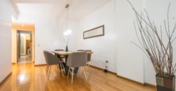 Departamento de 4 ambientes con dependencia y cochera en Caballito