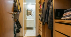 Departamento de 4 ambientes con dependencia y cochera en Caballito
