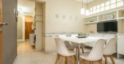 Departamento de 4 ambientes con dependencia y cochera en Caballito