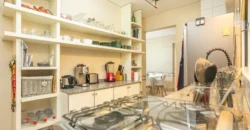 Departamento de 4 ambientes con dependencia y cochera en Caballito